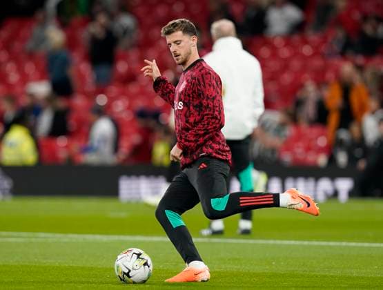 MANCHESTER, ENGLAND, 26th September 2023. Mason Mount of Manchester United, ManU during the Carabao Cup match at OLD TRAFFORD, MANCHESTER. Picture credit should read: Andrew Yates Sportimage EDITORIAL USE ONLY. No use with unauthorised audio, video, data, fixture lists, club league logos or live services. Online in-match use limited to 120 images, no video emulation. No use in betting, games or single club league player publications. SPI-2605-0010