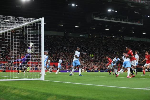 Fußball Carabao Cup 3. Runde Manchester United v Crystal Palace 26. September 2023 Carabao Cup 3. Runde Manchester United v Crystal Palace Casemiro von Manchester United erzielt sein 2. Tor Foto Simon Stacpoole Abseits Manchester UK  Copyright: xSimonxStacpoolexOffside
