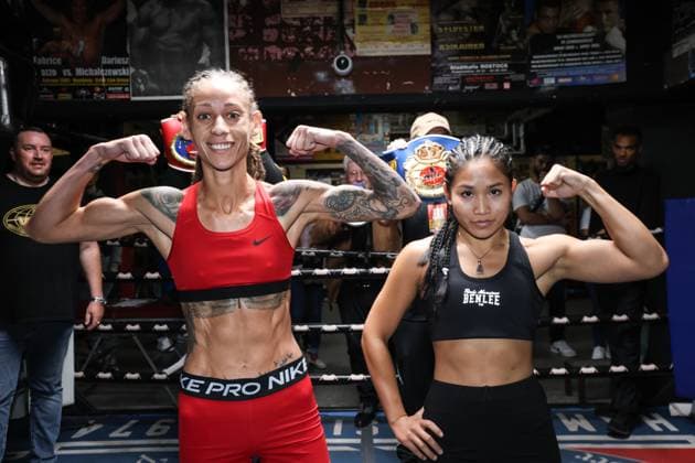 Boxing Boxing in the North, Libra, Hamburg, 02 10 2023 WIBF WBFed World Championship Fai Phannarai Netisri GER Danielle Bennett USA Hamburg Germany