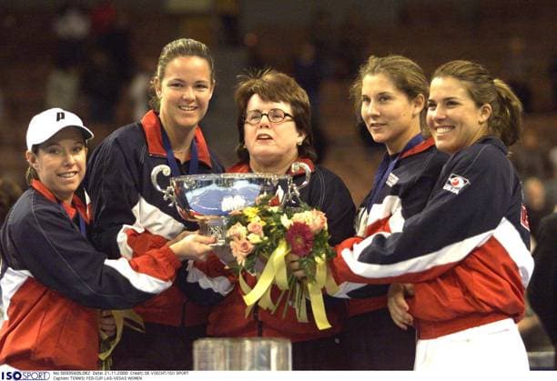 TENNIS: FED-CUP LAS-VEGAS WOMEN RAYMOND TENNIS: FED-CUP LAS-VEGAS WOMEN RAYMOND LISA DAVENPORT LINDSEY SELES MONICA CAPRIATI JENNIFER COUPE CUP ISO TENNIS FED CUP LAS VEGAS USA ESPAGNE SPANJE SPAIN DAMES WOMEN LADIES FEMMES VROUWEN ETATS UNIS VERENIGDE STATEN AMERIKA BEKER LAS-VEGAS USA  Copyright: xDExVOECHT ISOxSPORTx 33893