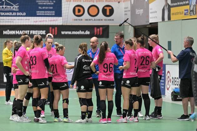 Time Out TusSies TusSies Metzingen vs SV Union Halle Neustadt Handball, HBF, 4 league match day, 2023 2024 season, 07 10 2023 TusSies Metzingen vs SV Union Halle Neustadt Handball, HBF, 4 league match day, 2022 2023 season, 07 10 2023 Metzingen Copyright: xEibner-Pressefotox EP_TBR