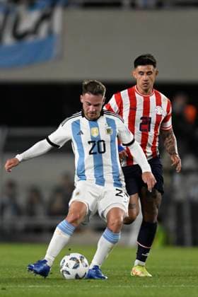 BUENOS AIRES, ARGENTINA - OCTOBER 12: Alexis Mac Allister of Argentina, Liverpool FC during the FIFA World Cup, WM, Weltmeisterschaft, Fussball 2026 Qualifier match between Argentina and Paraguay at Estadio Mas Monumental Antonio Vespucio Liberti on October 12, 2023 in Buenos Aires, Arg Argentina v Paraguay : FIFA World Cup 2026 Qualifier match Copyright: xDiegoxHalisz SFSIx
