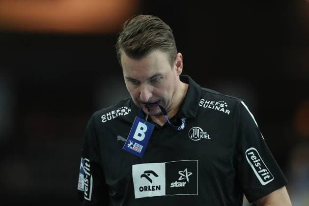 14 10 2023, xtgx, handball, Liqui Moly HBL, SC DHfK Leipzig THW Kiel v l Filip Jicha Kiel, coach disappointed, looks disappointed, dejected, disappointed Leipzig