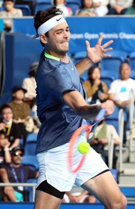 October 17, 2023, Tokyo, Japan - Taylor Fritz of the United States returns the ball against British Cameron Norrie during the first round match of the Japan Open tennis championships at the Ariake Colosseum in Tokyo on Tuesday, October 17, 2023. (photo by Yoshio Tsunoda AFLO) Noxthirdxpartyxsales (0308899155st)