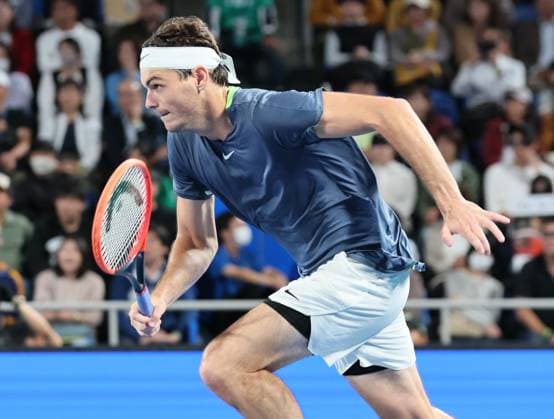 October 19, 2023, Tokyo, Japan - Taylor Fritz of the United States returns the ball against Japan s Shintaro Mochizuki during the second round match of the Japan Open tennis championships at the Ariake Colosseum in Tokyo on Thursday, October 19, 2023. ( AFLO) Tokyo Japan - ZUMA 0309260693st Copyright: xYoshioxTsunodax