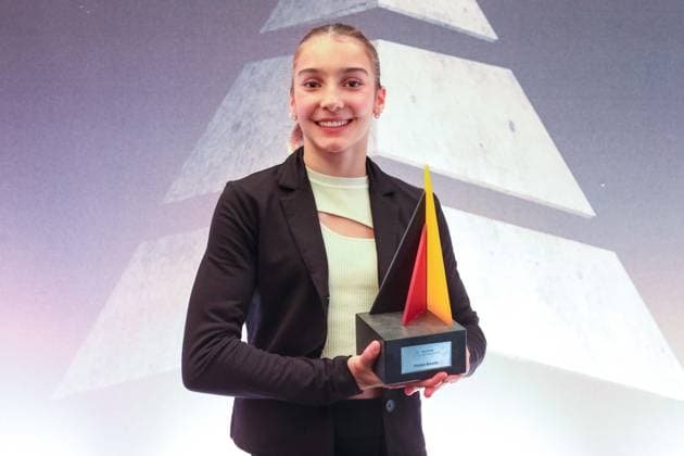 Junior athlete in of the year 2023, 21 10 2023 gymnast Helen Kevric is Sporthilfe Junior athlete 2023 Junior athlete in of the year 2023 on 21 10 2023, Meerbusch Copyright: xBEAUTIFULxSPORTS KennyxBeelex