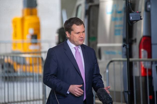 October 22, 2023, London, England, United Kingdom: Minister for Immigration ROBERT JENRICK is seen outside BBC as he appears on Sunday With Laura Kuenssberg. London United Kingdom - ZUMAs262 20231022_zip_s262_067 Copyright: xTayfunxSalcix