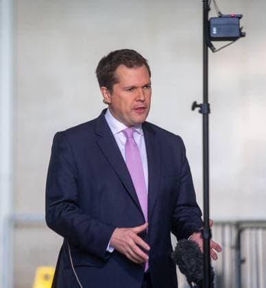 October 22, 2023, London, England, United Kingdom: Minister for Immigration ROBERT JENRICK is seen outside BBC as he appears on Sunday With Laura Kuenssberg. London United Kingdom - ZUMAs262 20231022_zip_s262_054 Copyright: xTayfunxSalcix