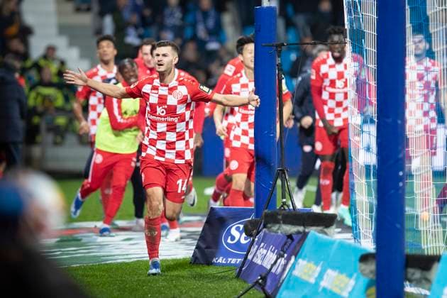 Bundesliga, VfL Bochum 1 FSV Mainz 05, 27 10 2023 Tom Krauss 1 FSV Mainz 05, 14 cheers his late goal 1 Football Bundesliga, VfL Bochum 1 FSV Mainz 05, Bundesliga, 9 Spieltag, on 27 10 2023, Vonovia Ruhrstadion, Bochum DFL regulations prohibit any use of photographs as image sequences and or quasi video Copyright: xBEAUTIFULxSPORTS Meuselx