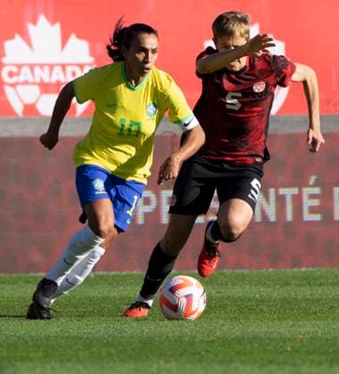 October 28, 2023, MONTREAL, PQ, CANADA: Brazil forward Marta (10) and Canada midfielder Quinn (5) battle for the ball during the first half of a friendly international soccer match, Saturday Oct. 28, 2023 in Montreal. Canada News - October 28, 2023  - ZUMAc35_ 20231028_zaf_c35_057 Copyright: xChristinnexMuschix