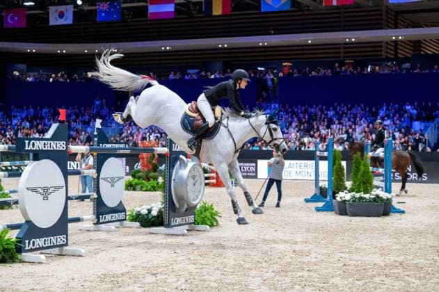 20231103 Equita Lyon 2023 Prix Groupama LYON, FRANCE NOVEMBER 3 2023 Jessica Springsteen USA ridding Naomi van het Keizershof Grey, 2013 at Equita Lyon 2023 Prix Groupama on November 3, 2023 in Lyon, Lyon Lyon France