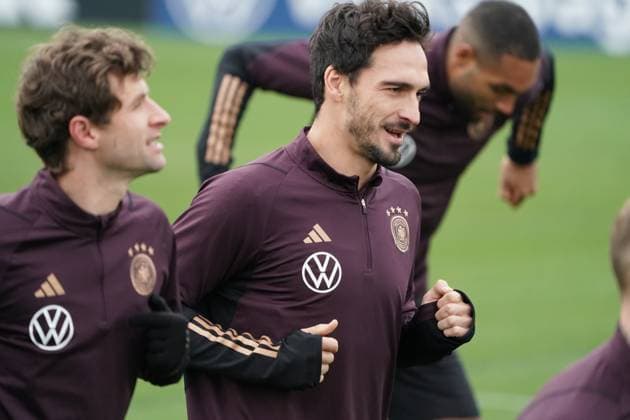 Mats Hummels Germany Germany in training for the first time with Thomas Müller Germany Germany 16 11 2023 Training German national team, DFB Campus Frankfurt