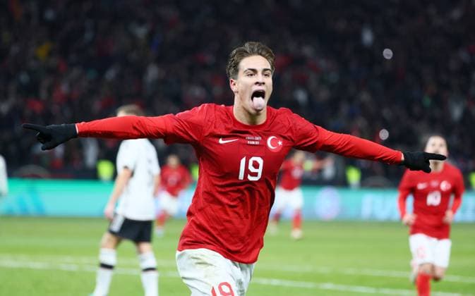 Germany Turkey 18 11 2023 Berlin, 18 11 2023, Soccer, Olympiastadion, International match , Germany GER vs Turkey TUR , In the picture goal for Turkey Kenan Yildiz 19, TUR scores 1 2 and cheers , For editorial use only , According to the guidelines of the DFB German Football Association, it is prohibited to use or have used photographs taken in the stadium and or from the game in the form of sequential images and or video-like photo series ,