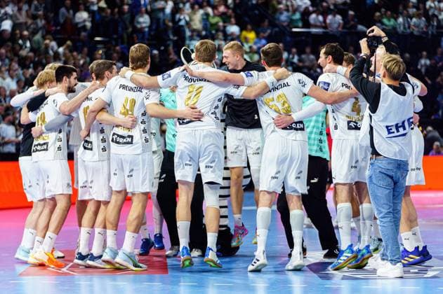 THW Kiel jubilant after victory end of match GER, THW Kiel vs Paris St Germain Handball, Handball, Champions League, Matchday 9, Season 2023 2024, 30 11 2023 GER, THW Kiel vs Paris St Germain Handball, Handball, Champions League, Matchday 9, Season 2023 2024, 30 11 2023 Kiel Copyright: xEibnerxPressefoto MarcelxvonxFehrnx EP_MFN