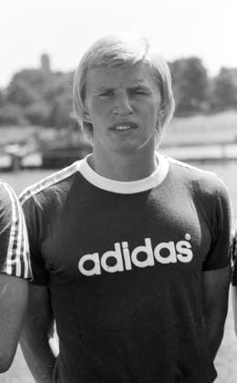 14 07 75 photo session 1975 1976 Germany, Munich, 14 07 1975, Football, Bundesliga, FC Bayern Munich photo session season 1975 1976 Bernd Förster