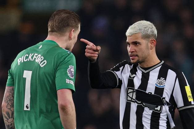 Jordan Pickford of Everton and Bruno Guimaraes of Newcastle United confront each other at the end of the match Everton v Newcastle United, Premier League, Football, Goodison Park, Liverpool, UK - 07 Dec 2023 EDITORIAL USE ONLY No use with unauthorised audio, video, data, fixture lists, club league logos or live services. Online in-match use limited to 120 images, no video emulation. No use in betting, games or single club league player publications. Copyright: xPaulxCurrie Shutterstockx 14243862fi