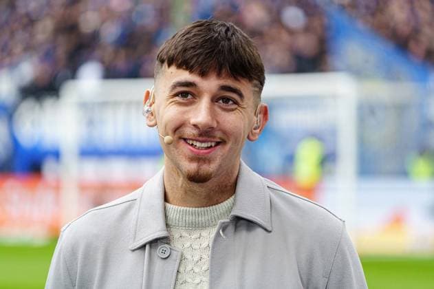 Bilal Yalcinkaya Hamburger SV, 48 GER, Hamburger SV vs SC Paderborn 07, Football, 2 Bundesliga, Matchday 16, Season 2023 2024, 09 12 2023 DFL REGULATIONS PROHIBIT ANY USE OF PHOTOGRAPHS AS IMAGE SEQUENCES AND OR QUASI VIDEO GER, Hamburger SV vs SC Paderborn 07, Football, 2 Bundesliga, Matchday 16, Season 2023 2024, 09 12 2023 Hamburg Copyright: xEibner-Pressefoto MarcelxvonxFehrnx EP_MFN