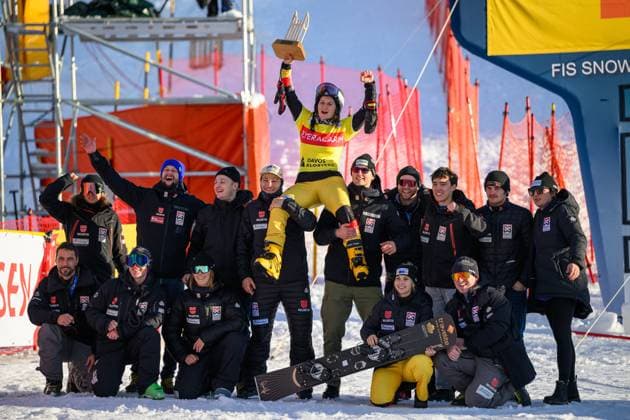 Winner HOFMEISTER Ramona Theresia GER on the shoulders of the German team, cheering Snowboard World Cup Davos, Switzerland, December 23, 2023, FIS Snowboard World Cup, Parallel Slalom, Women, Season 2023 2024