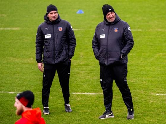 Dieter Jarosch FC Heidenheim, Co Coach , Frank Schmidt FC Heidenheim, Head Coach , GER, FC Heidenheim 1846, Football, Bundesliga, Training kick-off in 2024, 2023 2024 season, 01 01 2024, DFB DFL regulations prohibit any use of photographs as image sequences and or quasi video , GER, FC Heidenheim 1846, Football, Bundesliga, Training kick-off in 2024, 2023 2024 season, 01 01 2024 Heidenheim Copyright: xEibner-Pressefoto SaschaxWaltherx EP_EER