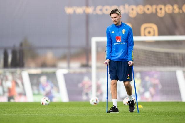 240105 Goalkeeper Noel Törnqvist of the Swedish men s soccer national team at a training session on January 5, 2024 in Paphos Photo Emma Wallskog BILDBYRAN COP 320 EW0312 fotboll football soccer fotball landskamp träning practice training sverige sweden sverige a day 2 bbeng januaryiturnÃ n damage  Copyright: EMMAxWALLSKOG BB240105EW004
