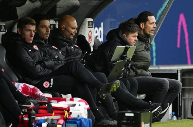 06 01 2024, xjhx, Fußball Testspiel, Eintracht Frankfurt SC Freiburg emspor, v l Torwart Trainer Jan Zimmermann Eintracht Frankfurt , Co Trainer Stefan Buck of Eintracht Frankfurt, Co Trainer Nelson Morgado of Eintracht Frankfurt, Co Trainer Erwin Bradasch of Eintracht Frankfurt, Trainer Dino Toppmöller Toppmoeller Eintracht Frankfurt DFL DFB REGULATIONS PROHIBIT ANY USE OF PHOTOGRAPHS as IMAGE SEQUENCES and or QUASI VIDEO Frankfurt am Main