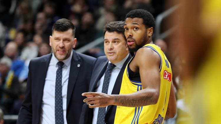 Co-Coach Sebastian Trzcionka, Coach Israel Gonzales, Sterling Brown Sport Basketball Euroleague EL Men 23 Matchday Season 2023 2024 18 01 2024 ALBA Berlin vs FC Bayern Munich
