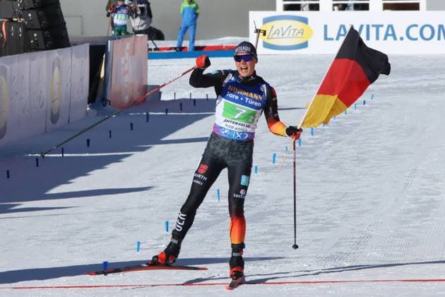 IBU Worldcup Biathlon Antholz 2024, 20 01 2024 Biathlon, BMW IBU Worldcup Biathlon Antholz Anterselva 2024, 20 01 2024, SINGLE MIXED RELAY W M Picture Winners cheer STRELOW Justus GER, 7 2 Copyright: xBEAUTIFULxSPORTS NilsxKoepkex