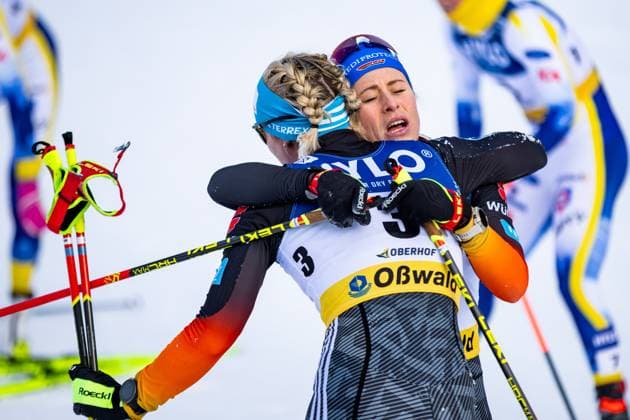 20 01 2024, GER, Cross-country skiing, Women, Season 2023 2024, Coop FIS Cross Country World Cup Women 20km Mass Start Classic CARL Victoria HENNIG Katharina 98559 Oberhof LOTTO Thüringen ARENA am Rennst Thüringen Germany