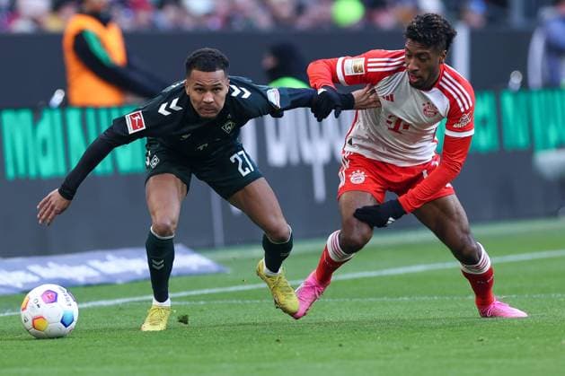 Soccer 1 Bundesliga 18 Matchday FC Bayern Munich SV Werder Bremen on 21 01 2023 at the Allianz Arena in Munich Felix Agu Bremen , left Kingsley Coman Munich , right DFL regulations prohibit any use of photographs as image sequences and or quasi video xMSx