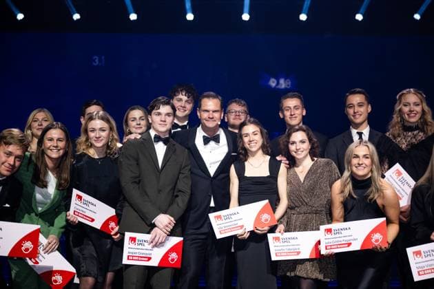 240122 Patrik Hofbauer, CEO of Svenska Spel, with elite scholarship recipients during the Sports Gala on January 22, 2024 in Stockholm.  Copyright: MAXIMxTHORE BB240122MT070