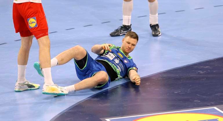 Photo devastated is Kristjan HORZEN Slovenia European Handball Championship, Main Round in Hamburg , on Tue 23 01 2024 Slovenia Denmark Claus Bergmann