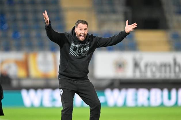 3 Liga Arminia Bielefeld SSV Ulm on 24 01 2024 in the SchücoArena in Bielefeld Coach Michel Kniat Bielefeld dissatisfied, disappointed, disappointed, dejected MT