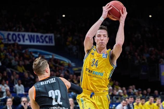 Justin Bean Alba Berlin, 34 , GER, ALBA Berlin vs Ratiofarm Ulm, Basketball Men, easy Credit BBL, Season 2023 2024, Matchday 19, 04 02 2024 GER, ALBA Berlin vs Ratiofarm Ulm, Basketball Men, easy Credit BBL, Season 2023 2024, Matchday 19, 04 02 2024 Berlin Copyright: xEibner-Pressefotox xClaudiusxRaux EP_CRH