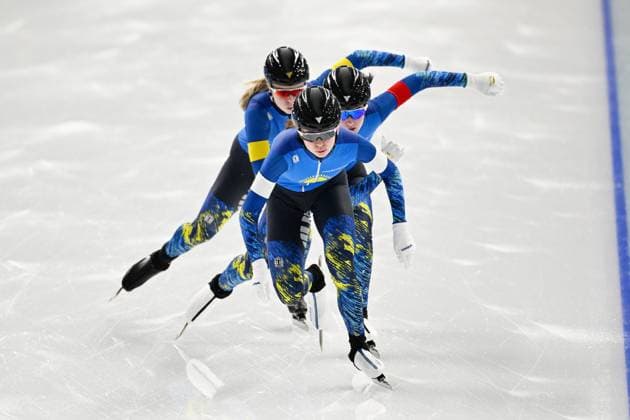 Kazakhstan team group, Mannschaftsbild, Totale FEBRUARY 3, 2024 - Speed skating, Eisschnelllauf : ISU Junior World Cup Speed Skating 2023 24 Women Neo-seniors Team Sprint at YS Arena Hachinohe in Aomori, Japan. Noxthirdxpartyxsales (242732791)