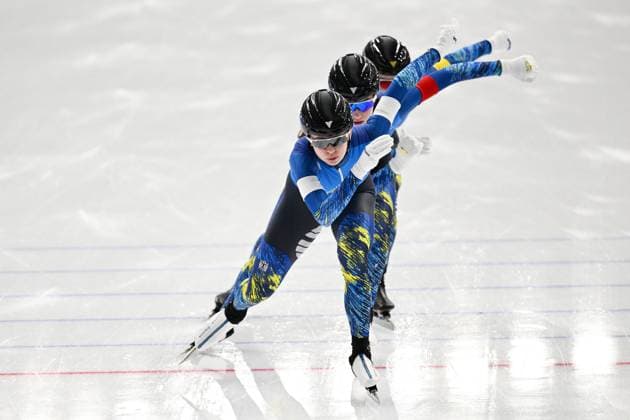 Kazakhstan team group, Mannschaftsbild, Totale FEBRUARY 3, 2024 - Speed skating, Eisschnelllauf : ISU Junior World Cup Speed Skating 2023 24 Women Neo-seniors Team Sprint at YS Arena Hachinohe in Aomori, Japan. Noxthirdxpartyxsales (242732792)