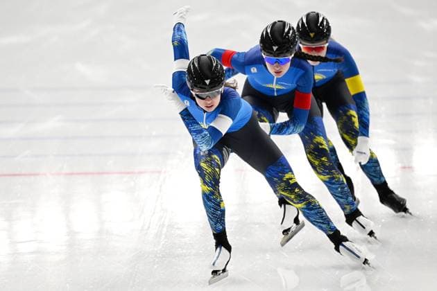 Kazakhstan team group, Mannschaftsbild, Totale FEBRUARY 3, 2024 - Speed skating, Eisschnelllauf : ISU Junior World Cup Speed Skating 2023 24 Women Neo-seniors Team Sprint at YS Arena Hachinohe in Aomori, Japan. Noxthirdxpartyxsales (242732804)