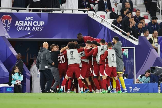 Qatar team group, Mannschaftsbild, Totale (QAT), FEBRUARY 7, 2024 - Football Soccer : Qatar team group celebrate after Afif s goal during AFC Asian Cup Qatar 2023 Semi finals match between Iran 2-3 Qatar at the Al thumama Stadium in Doha, Qatar. Noxthirdxpartyxsales (243227488)