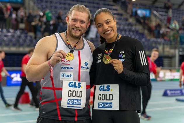 Silas Ristl LAC Essingen, 518 , Shot put men, Yemisi Ogunleye MTG Mannheim, 32 , Shot put women, Winner in shot put, GER, Athletics, Athletics, German Indoor Championships, 16 02 2024, GER, Athletics, Athletics, German Indoor Championships, 16 02 2024 Leipzig Copyright: xStefanxMayerx EP_SMR