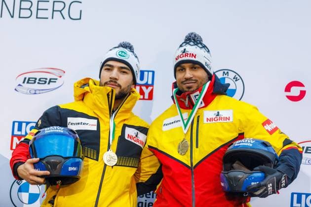 Bobsleigh World Cup Altenberg 2024 two-man bobsleigh Adam Ammour Costa Laurenz DEU Germany Saxony Altenberg, 17 02 2024, BMW IBSF World Cup Bobsleigh in Altenberg, SachsenEnergie Eiskanal, two-man bobsleigh men, winner Adam Ammour and Costa Laurenz GER at the award ceremony AF_Bob_Altenberg_46673