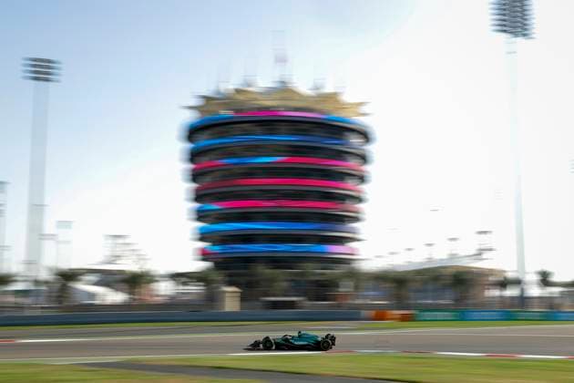 18 STROLL Lance can , Aston Martin F1 Team AMR24, action during the Formula 1 Aramco pre season testing 2024 of the 2024 FIA Formula One World Championship from February 21 to 23, 2024 on the Bahrain International Circuit, in Sakhir, Bahrain Photo Florent Gooden DPPI F1 Pre season Testing in Bahrain at Bahrain International Circuit on February 22, 2024 in Sakhir, Bahrain Photo by HOCH ZWEI Sakhir Sakhir Bahrain Bahrain
