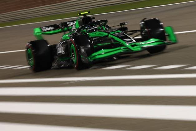 F1 Bahrain Grand Prix 2024 Practice And Qualifying Zhou Guanyu of Kick Sauber during qualifying ahead of the Formula 1 Bahrain Grand Prix at Sakhir Circuit in Sakhir, Bahrain on March 1, 2024. Sakhir Bahrain Copyright: xJakubxPorzyckix originalFilename:porzycki-f1bahrai240301_npZfC