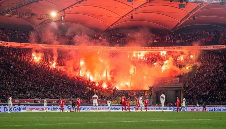 Soccer, Men, Season 2023 2024, 1 Bundesliga 25 Matchday , VfB Stuttgart 1 FC Union Berlin, Guest block, Fans of Union Fans of burn down fireworks, 08 03 2024, Copyright: xSebastianxRäppold MatthiasxKochx