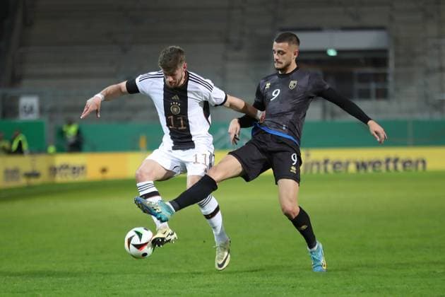 European Championship Qualification U21 Germany vs Kosovo, 22 03 24 Jan Thielmann 11, Germany U21, 1 FC Köln vs Fatjon Bunjaku 9, Kosovo U21 Football, European Championship Qualification U21 Germany vs Kosovo on 22 03 24 at Stadion an der Gellertstraße, Chemnitz Copyright: xBEAUTIFULxSPORTS JanxKaeferx