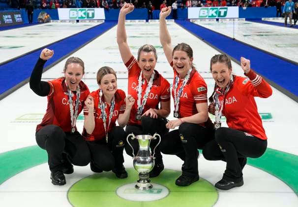 Bilder des Jahres 2024, Sport 03 März Sport Themen der Woche KW12 Sport Bilder des Tages March 24, 2024, Sydney, Ns, Canada: Canada skip Rachel Homan, left to right, Tracy Fleury, Emma Miskew, Sarah Wilkes and Rachel Brown celebrate after defeating Switzerland s Silvana Tirinzoni rink at the World Women s Curling Championship gold medal game in Sydney, N.S. on Sunday, March 24, 2024. Canada News - March 24, 2024 - ZUMAc35_ 20240324_zaf_c35_131 Copyright: xFrankxGunnx