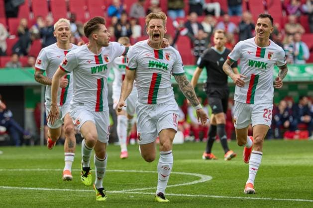 Goal celebration, cheers after his goal to 1 0 by Elvis Rexhbecaj FC Augsburg , Goal scorers Arne Maier FC Augsburg and Amaral Borduchi Lago FC Augsburg v l, FC Augsburg vs 1 FC Koeln, Football, 1 Bundesliga, 27 Matchday, 31 03 2024 DFB regulations prohibit any use of photographs as image sequences and or quasi video Augsburg Bayern Germany Copyright: xkolbert-press PeterxFastlx