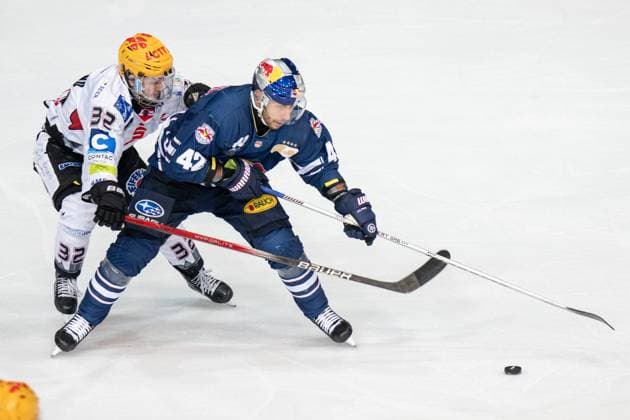 Nicolas Appendino 32 Fischtown Pinguins Bremerhaven , Yasin Ehlitz 42 EHC Red Bull Muenchen , EHC Red Bull Muenchen vs Fischtown Pinguins Bremerhaven, PENNY DEL, Semifinal, Game 2, 03 04 2024 Muenchen Bayern Germany Copyright: xkolbert-press UlrichxGamelx