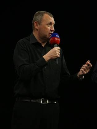 Darts BETMGM Premier League Sky SPorts Darts presenter Wayne Mardle during the BETMGM Premier League Darts 2024 at AO Arena, Manchester, United Kingdom on 4 April 2024. Manchester AO Arena Lancs United Kingdom Editorial use only , Copyright: xJohnxBradleyx PSI-19365-0057