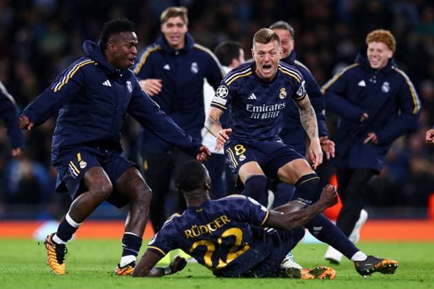 Bilder des Jahres 2024, Sport 04 April Sport Themen der Woche KW16 Sport Bilder des Tages Antonio Rüdiger of Real Madrid celebrates their winning penalty Manchester City v Real Madrid, UEFA Champions League, Quarter Final, Second Leg, Football, Etihad Stadium, Manchester, UK - 17 Apr 2024 EDITORIAL USE ONLY No use with unauthorised audio, video, data, fixture lists, club league logos or live services. Online in-match use limited to 120 images, no video emulation. No use in betting, games or single club league player publications. Copyright: xMattxWest Shutterstockx 14434933de