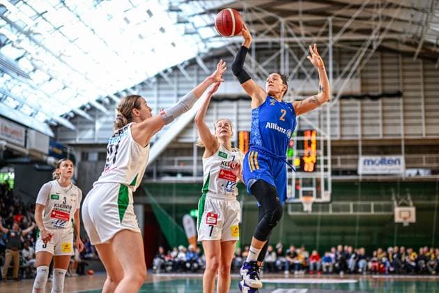 Basketball Berlin 21 04 2024 Season 2023 2024 1 Bundesliga DBBL Playoffs Final Game2 Alba Berlin Rutronik Stars Keltern Stefanie Grigoleit Alba, No 02 Alexandria Kiss Rusk Keltern, No 21
