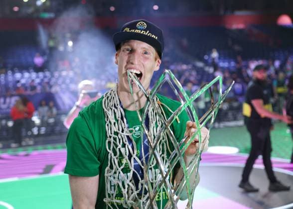 Champions Unicaja Malaga wins against CB 1939 Canarias Lenovo Tenerife Tenerife Alberto Díaz Basketball Champions League BCL Final Four in Belgrade FINAL Photo Jörn Wolter